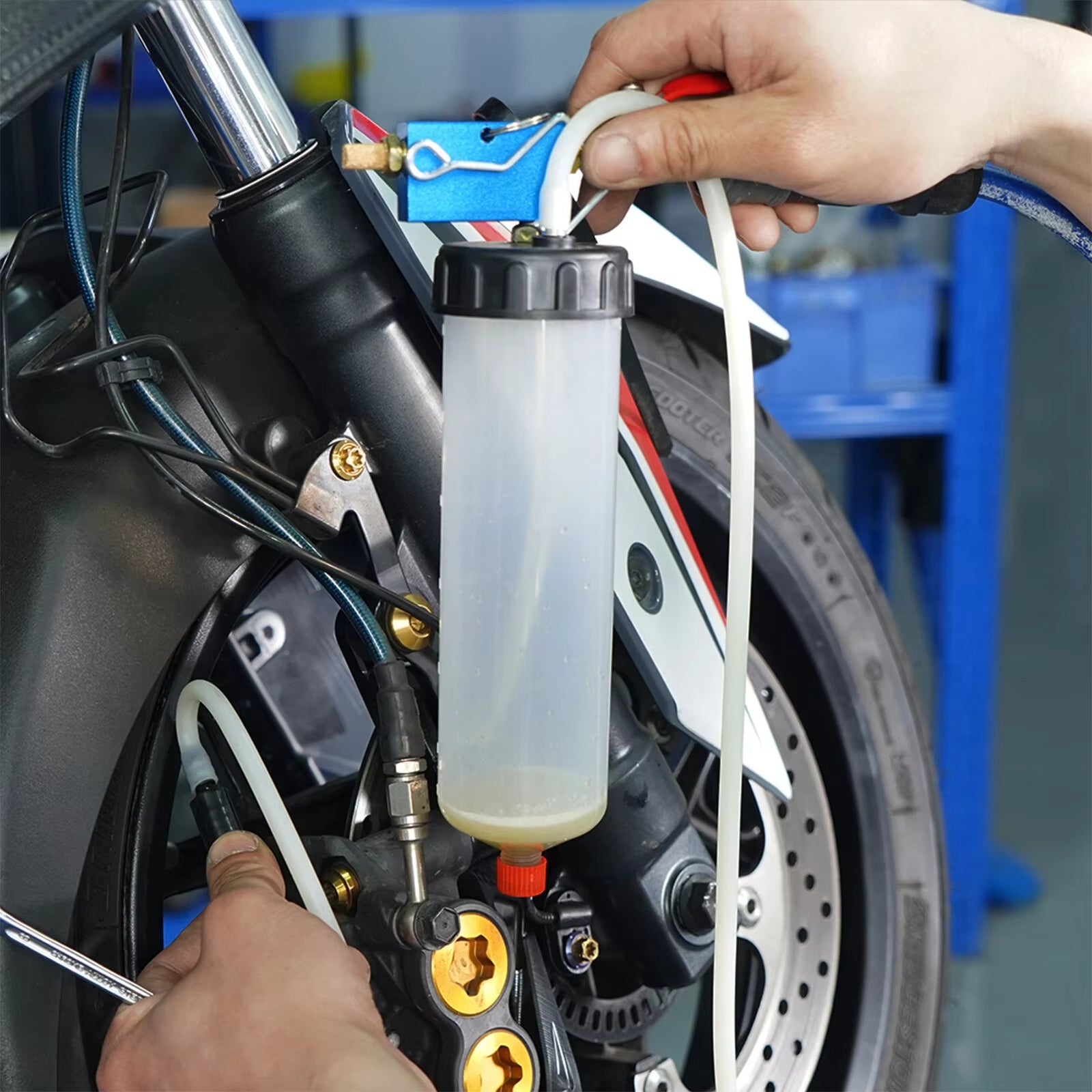 Automotive Brake Fluid Oil Replacement Tool Universal Pump Oil Bleeder Empty Air Exchange Equipment for Car