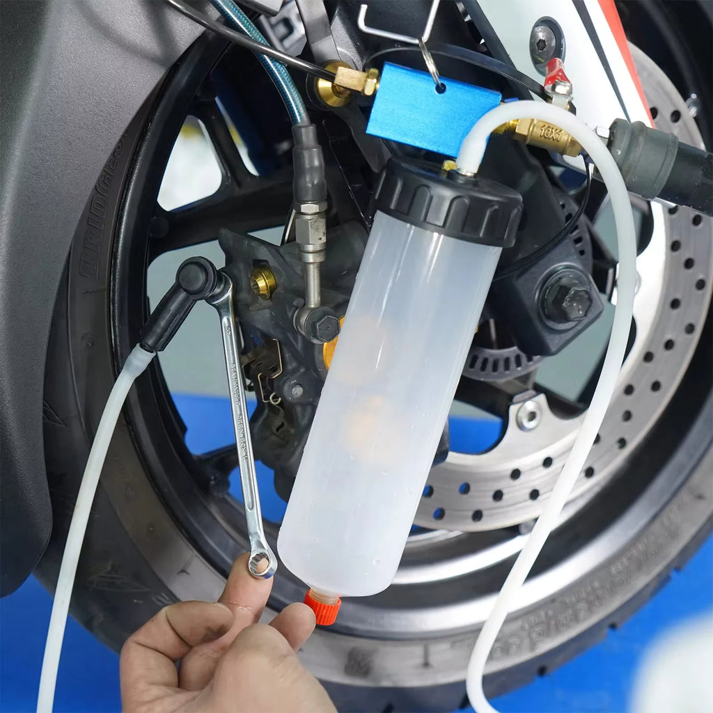 Automotive Brake Fluid Oil Replacement Tool Universal Pump Oil Bleeder Empty Air Exchange Equipment for Car